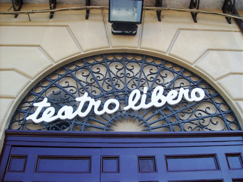 Free Theatre